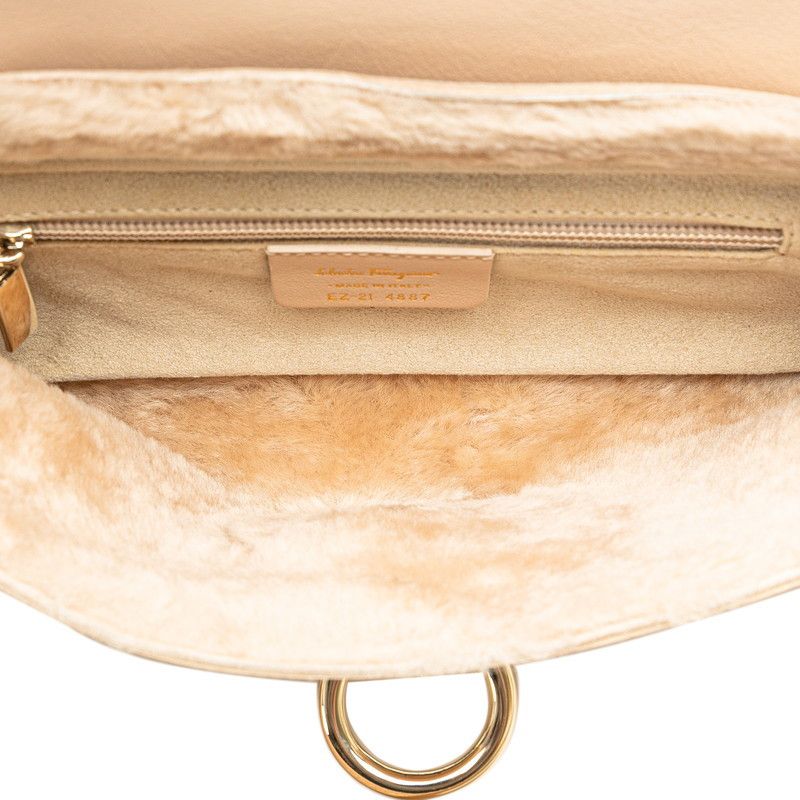 Salvatore Ferragamo Salvatore Ferragamo Salvatore Ferragamo Gancini Leather Shoulder Bag Leather Shoulder Bag EZ-21 4887 in Very Good Condition Size ONE SIZE - 5 Thumbnail