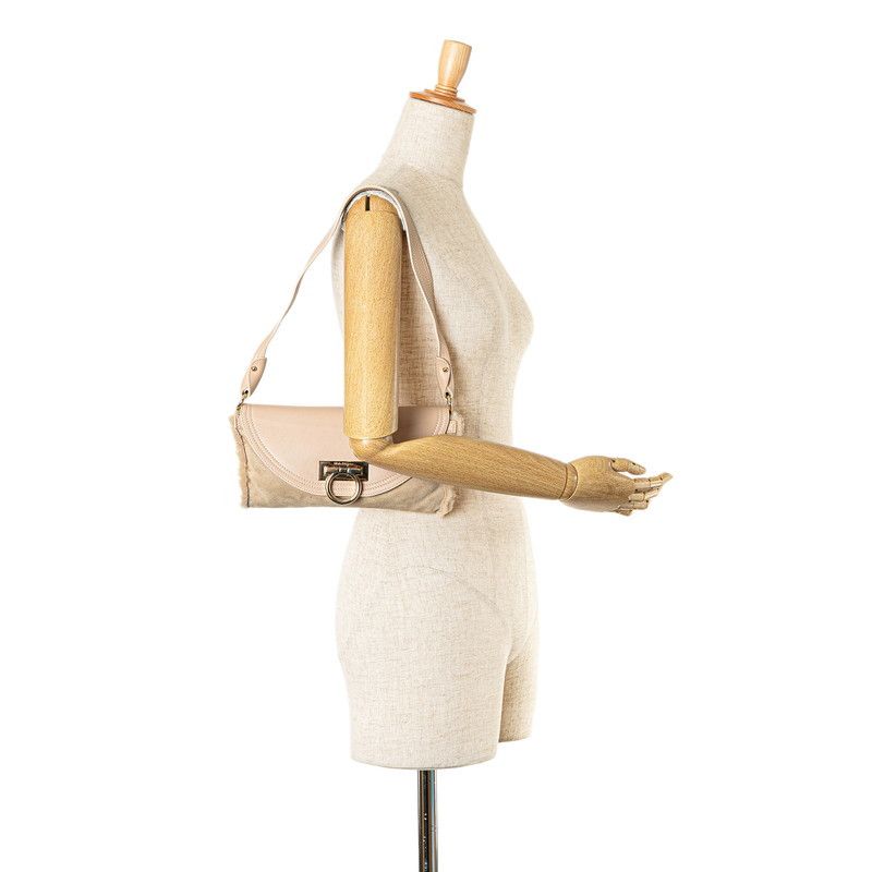 Salvatore Ferragamo Salvatore Ferragamo Salvatore Ferragamo Gancini Leather Shoulder Bag Leather Shoulder Bag EZ-21 4887 in Very Good Condition Size ONE SIZE - 8 Thumbnail