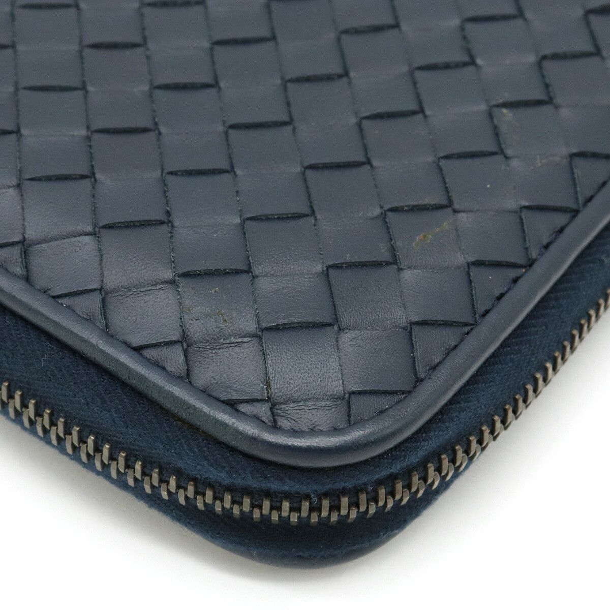 Bottega Veneta Bottega Veneta Bottega Veneta Intrecciato Leather Wallet Navy Leather Long Wallet 518389 in Great Condition Size ONE SIZE - 3 Thumbnail