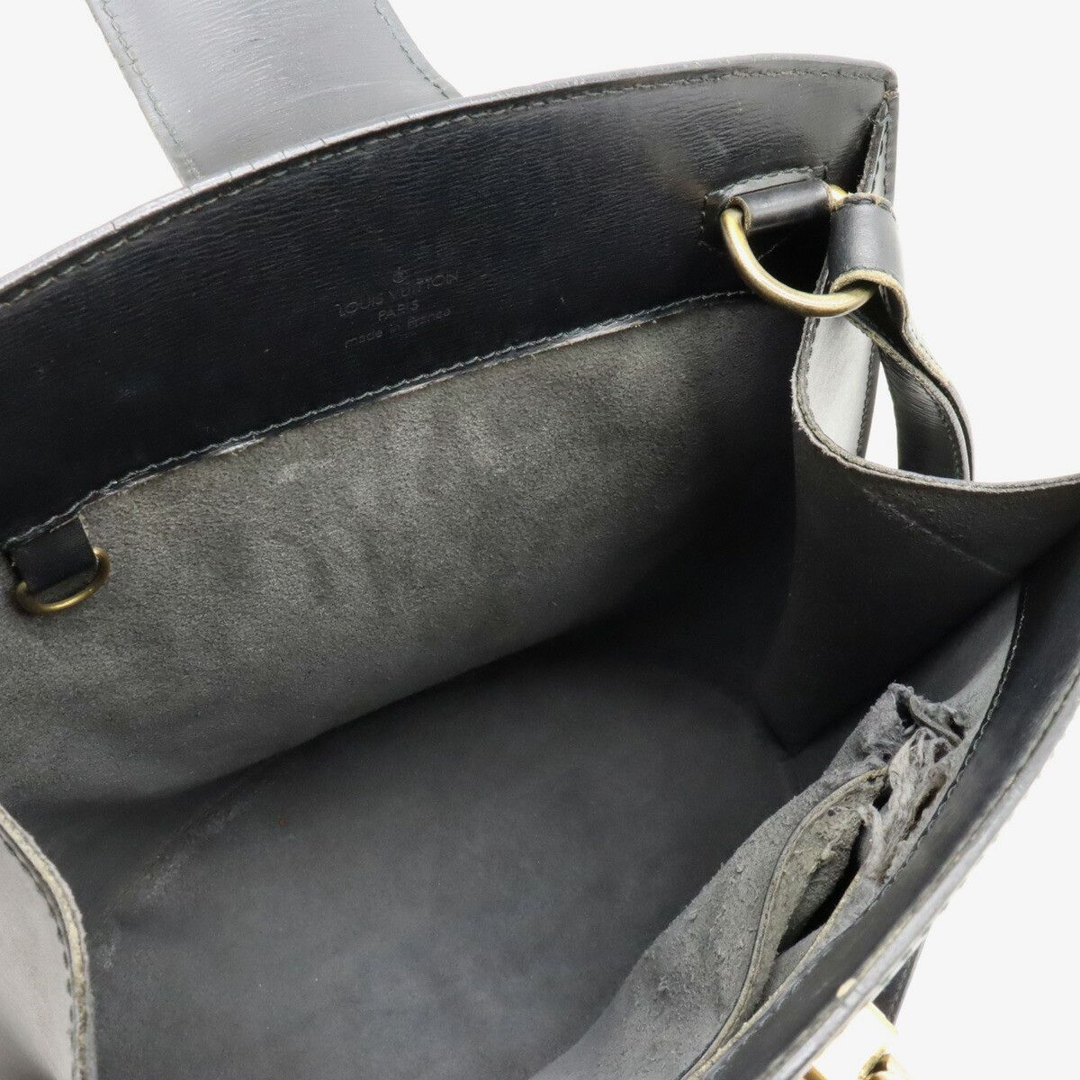 Louis Vuitton Louis Vuitton Louis Vuitton Epi Cluny Shoulder Bag Black M52252 Leather Shoulder Bag M52252 in Good Condition Size ONE SIZE - 8 Thumbnail