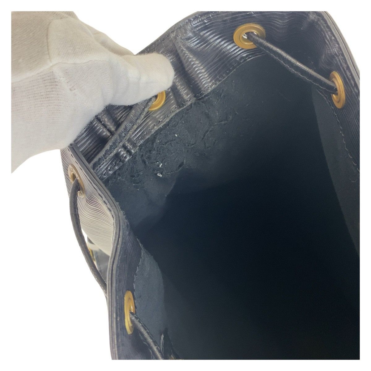 Louis Vuitton Louis Vuitton Louis Vuitton Epi Noe Leather Shoulder Bag Leather Shoulder Bag M59002 in Good Condition Size ONE SIZE - 8 Thumbnail