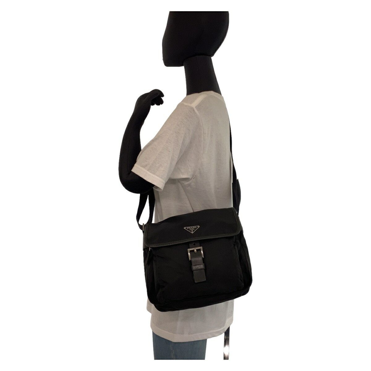 Prada Prada Prada Nylon Tessuto Logo Plate Shoulder Bag Canvas Crossbody Bag 406384 in Very Good Condition Size ONE SIZE - 7 Thumbnail