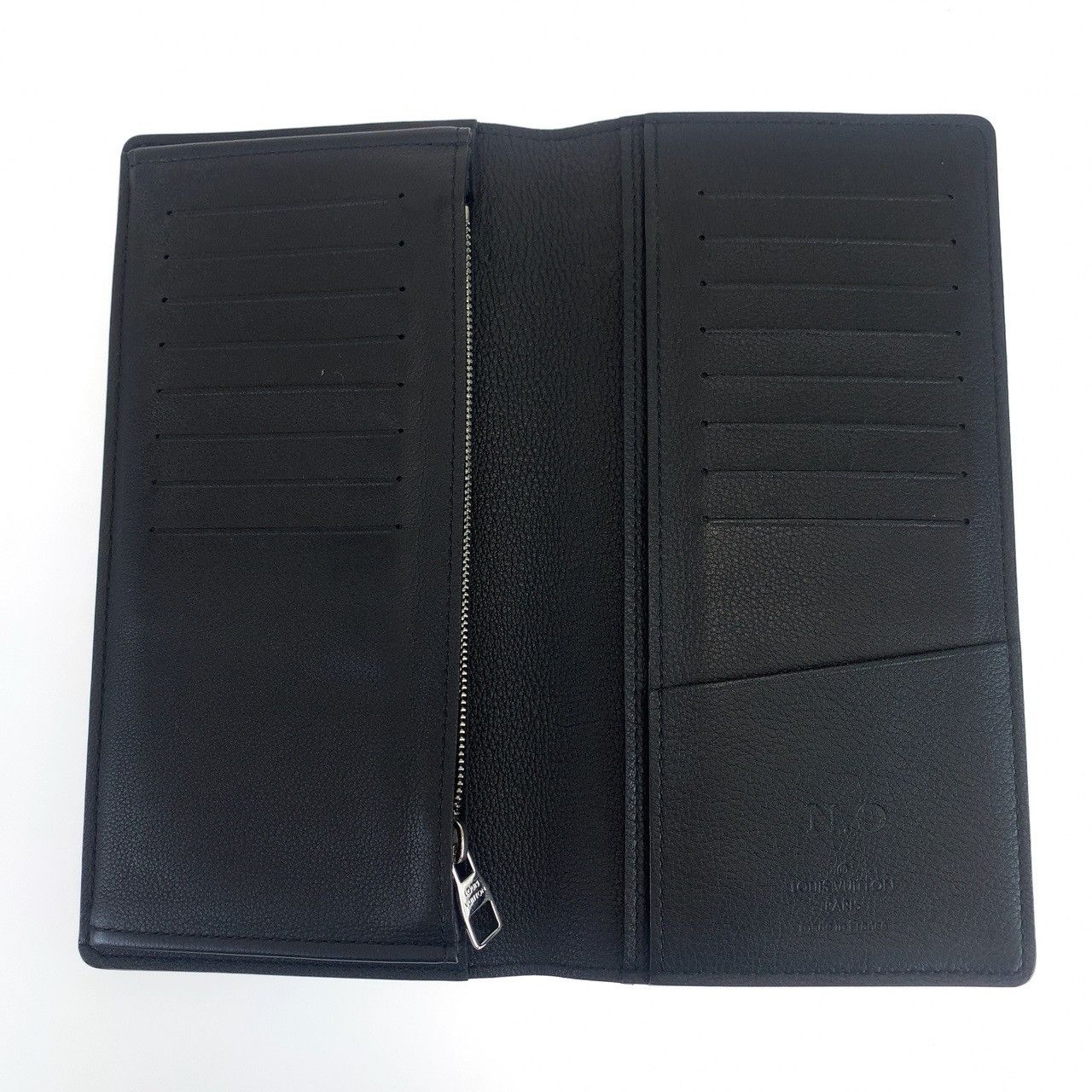Louis Vuitton Louis Vuitton Louis Vuitton Taurillon Leather Long Wallet M58192 Leather Long Wallet M58192 in Great Condition Size ONE SIZE - 3 Thumbnail