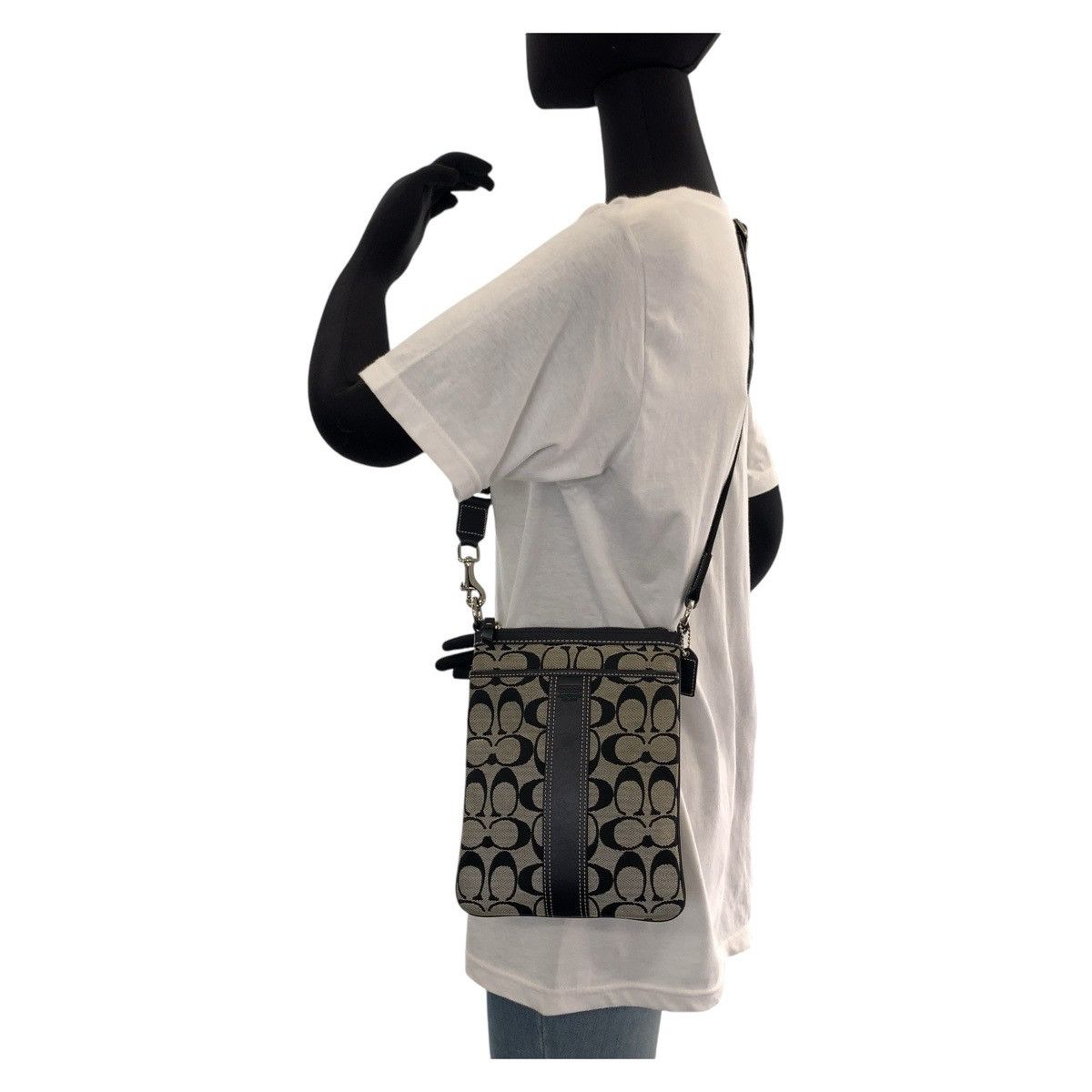 Coach Coach Coach Signature Canvas Leather Crossbody Bag Canvas Crossbody Bag Size ONE SIZE - 9 Thumbnail