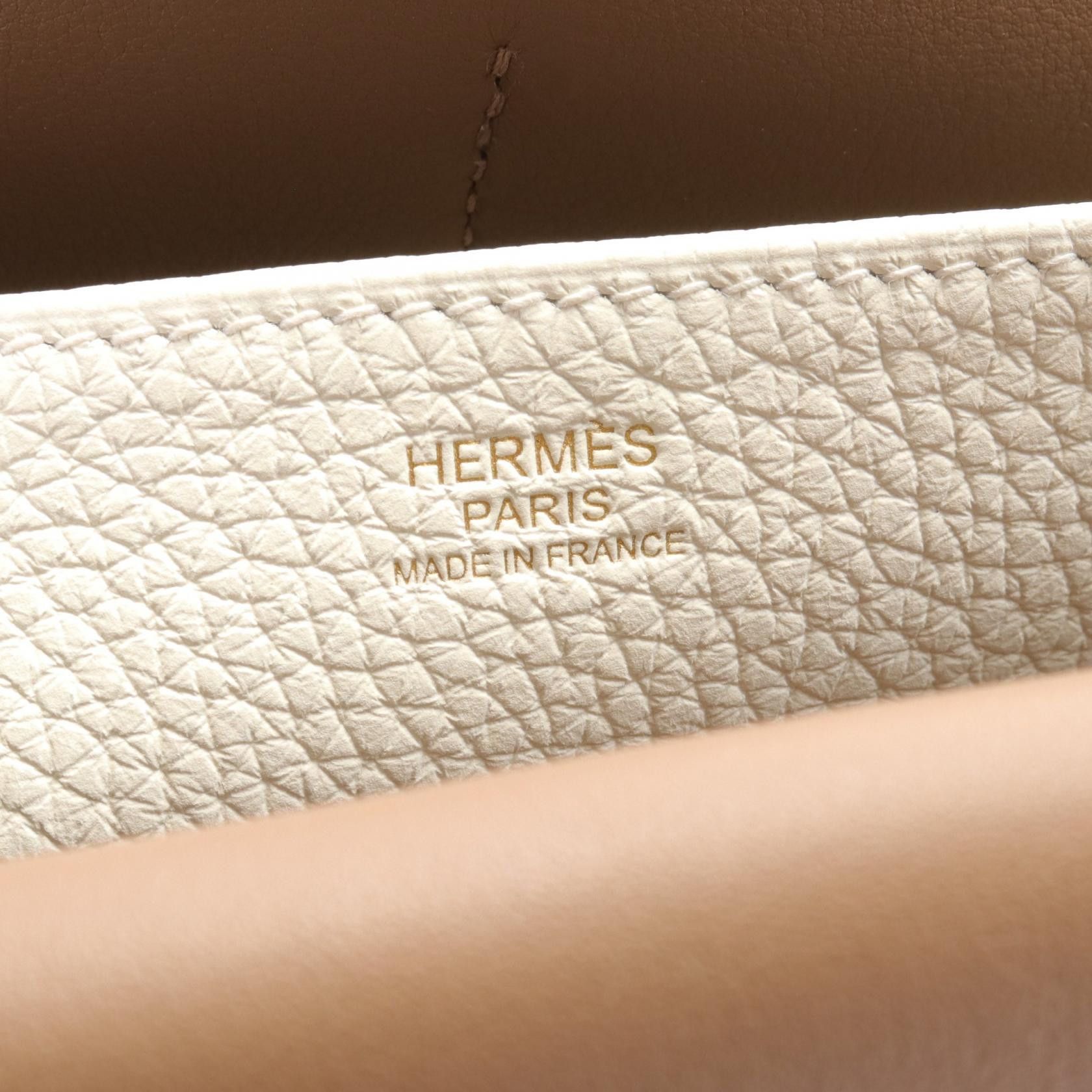 Hermes Hermes Halzan 25 Leather Shoulder Bag in Excellent Condition Size ONE SIZE - 4 Thumbnail