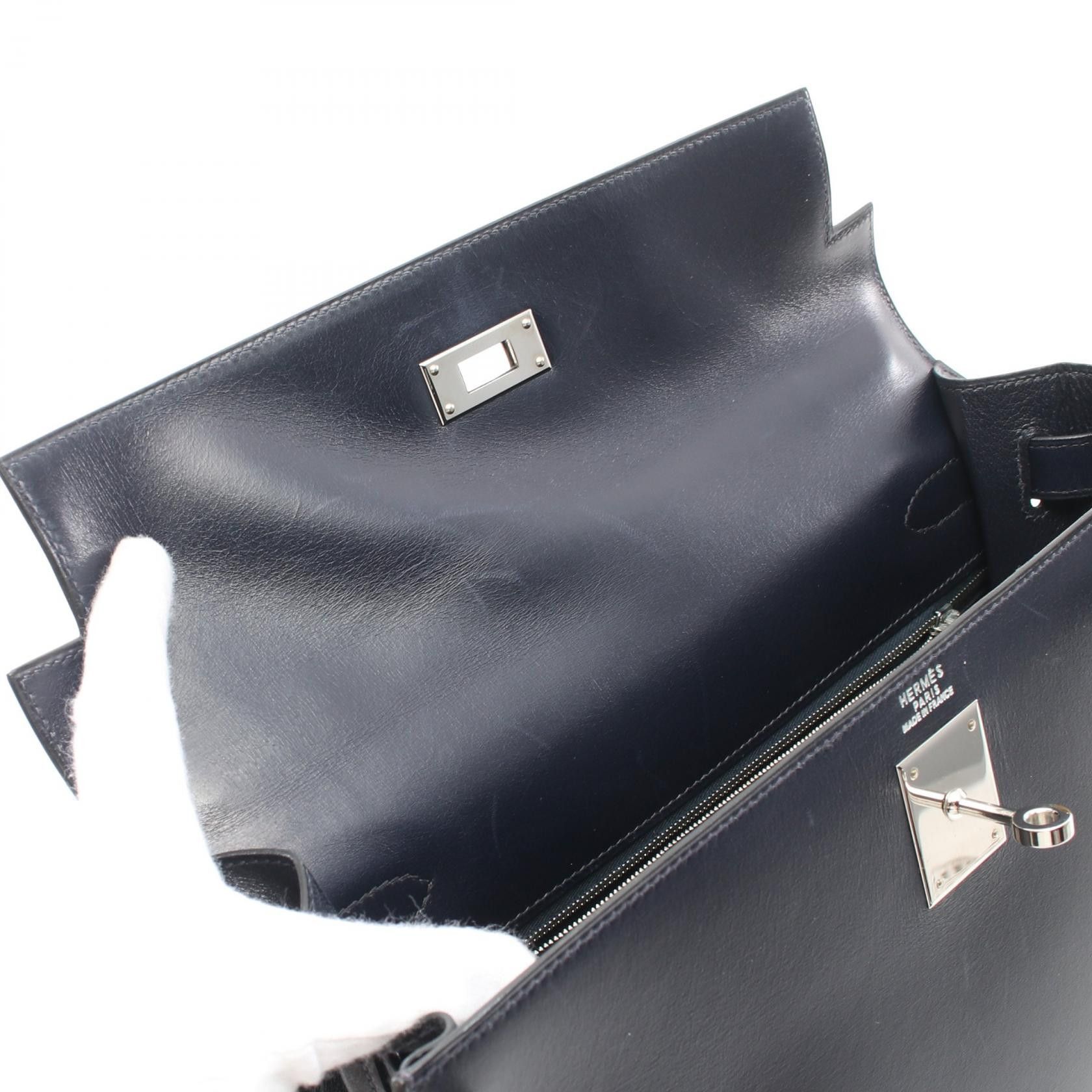 Hermes Hermes Box Kelly 32 Leather Handbag in Great Condition Size ONE SIZE - 9 Thumbnail