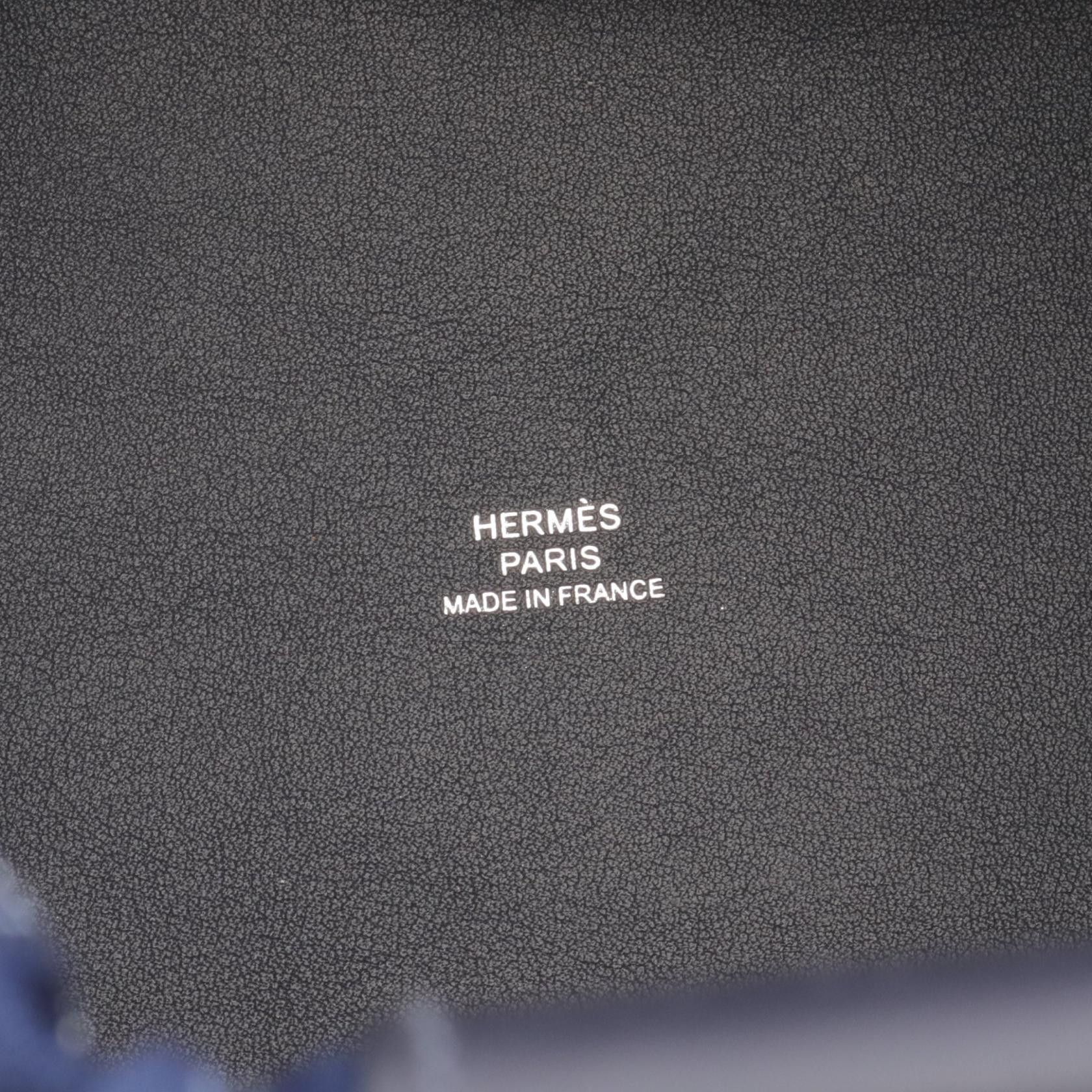 Hermes Hermes Tattersall Trek-H Pouch Canvas Vanity Bag in Excellent Condition Size ONE SIZE - 4 Thumbnail