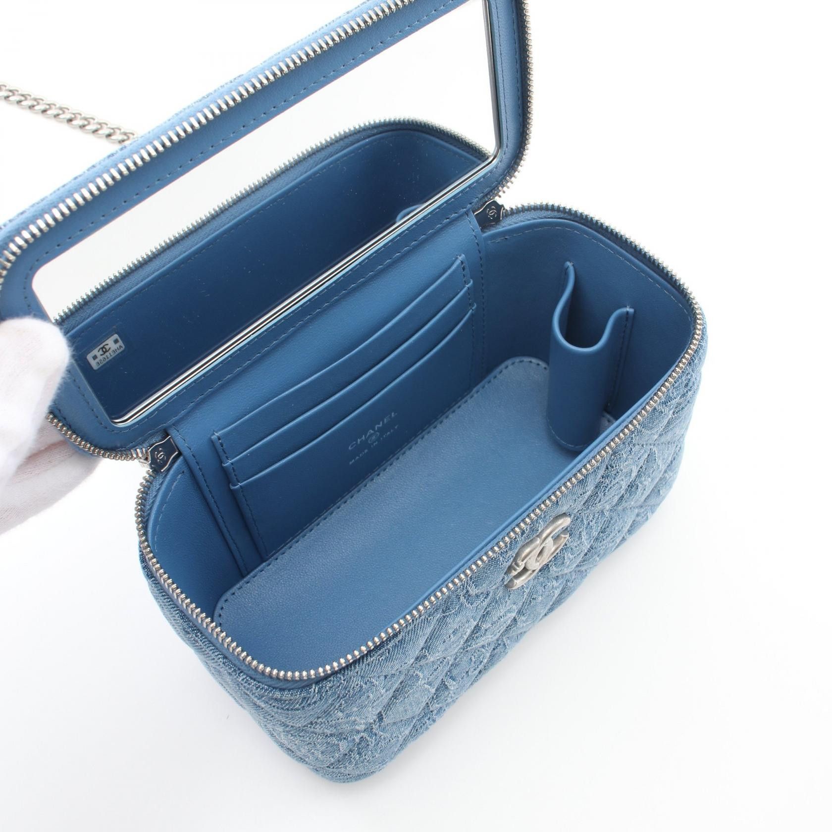 Chanel Chanel Mini Vanity Chain Shoulder Bag Denim Shoulder Bag T3J19G569 in Great Condition Size ONE SIZE - 3 Thumbnail