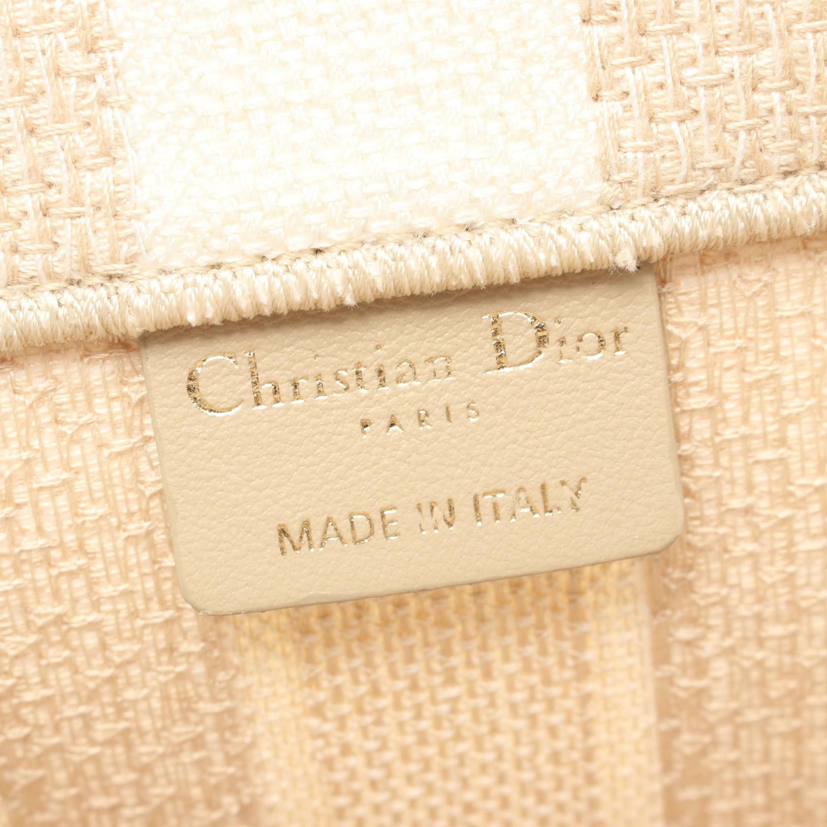 Dior Dior Book Tote Medium Canvas Tote Bag M1296 in Great Condition Size ONE SIZE - 4 Thumbnail
