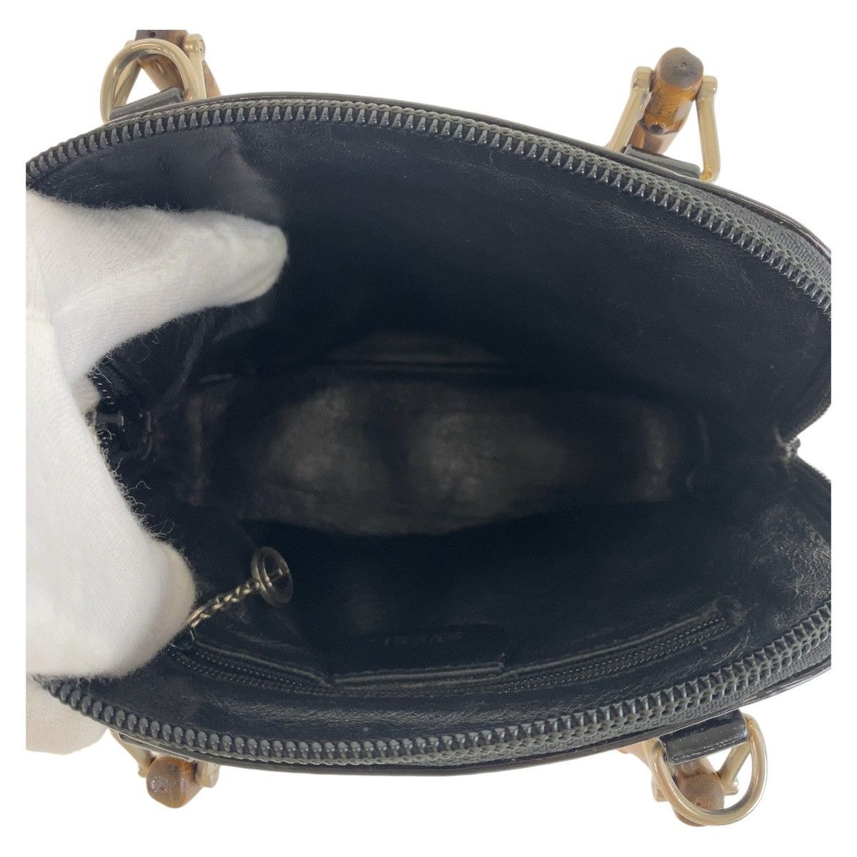 Gucci Gucci Gucci Bamboo Mini Handbag Black Patent Others Handbag 00710140231 in Very Good Condition Size ONE SIZE - 7 Thumbnail