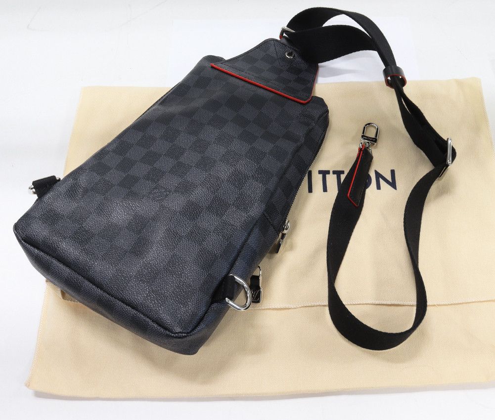 Louis Vuitton Louis Vuitton Louis Vuitton Damier Graphite Sling Bag N44055 Canvas Belt Bag N44055 in Pristine Condition Size ONE SIZE - 3 Thumbnail