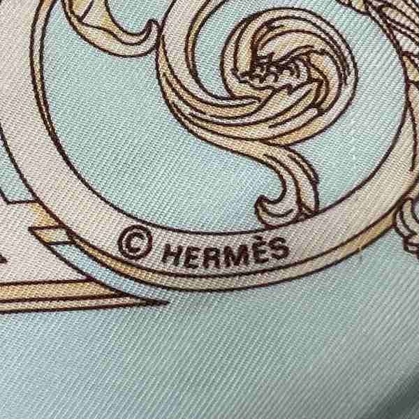 Hermes Hermes Hermes Silk Scarf Mint Green Canvas Scarf in Good Condition Size ONE SIZE - 2 Thumbnail
