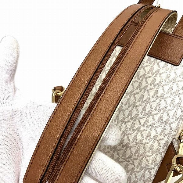 Michael Kors Michael Kors Michael Kors Signature Leather Backpack 35T0GERB5B Leather Backpack 35T0GERB5B in Good Condition Size ONE SIZE - 7 Thumbnail