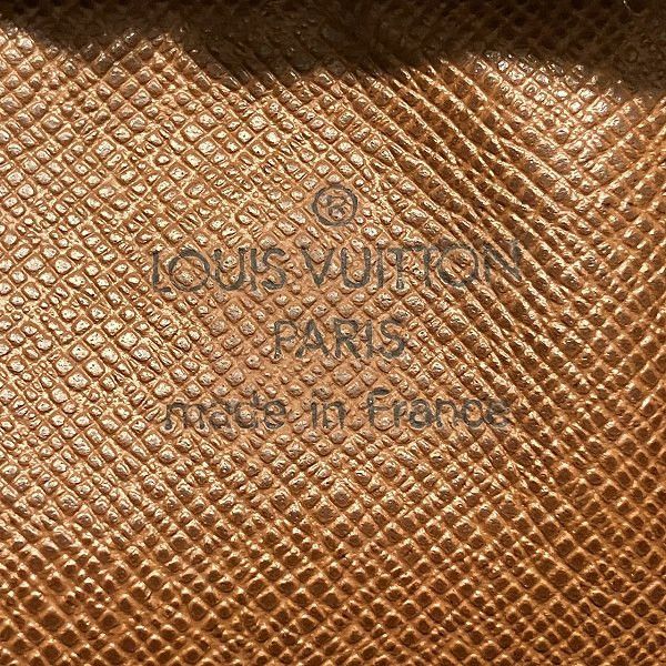 Louis Vuitton Louis Vuitton Louis Vuitton Monogram Danube Shoulder Bag M45266 Canvas Crossbody Bag M45266 in Fair Condition Size ONE SIZE - 5 Thumbnail