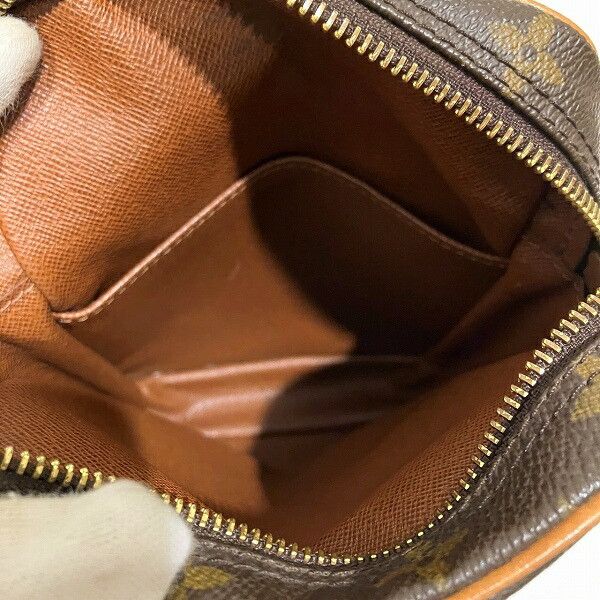 Louis Vuitton Louis Vuitton Louis Vuitton Monogram Danube Shoulder Bag M45266 Canvas Crossbody Bag M45266 in Fair Condition Size ONE SIZE - 6 Thumbnail
