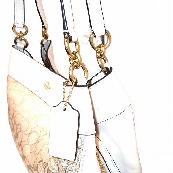 Coach Coach Coach Signature Tote Bag F27579 Canvas Tote Bag F27579 in Pristine Condition Size ONE SIZE - 4 Thumbnail