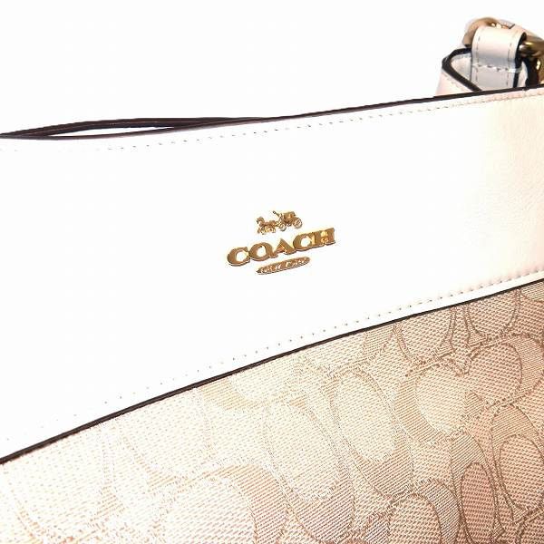 Coach Coach Coach Signature Tote Bag F27579 Canvas Tote Bag F27579 in Pristine Condition Size ONE SIZE - 9 Thumbnail