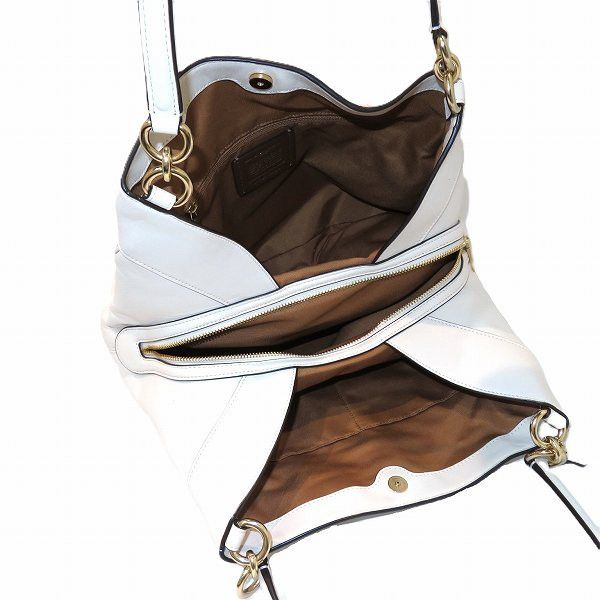 Coach Coach Coach Signature Tote Bag F27579 Canvas Tote Bag F27579 in Pristine Condition Size ONE SIZE - 6 Thumbnail