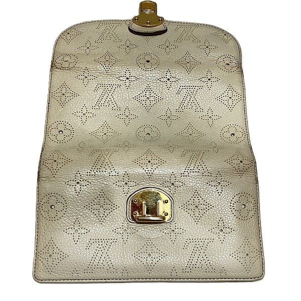 Louis Vuitton Louis Vuitton Louis Vuitton Mahina Leather Amelia Wallet M58132 Others Long Wallet M58132 Size ONE SIZE - 7 Thumbnail