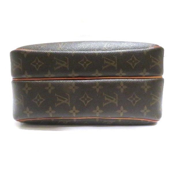 Louis Vuitton Louis Vuitton Louis Vuitton Monogram Reporter PM Shoulder Bag Canvas Crossbody Bag M45254 in Good Condition Size ONE SIZE - 3 Thumbnail