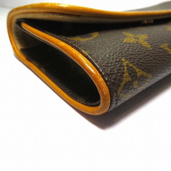Louis Vuitton Louis Vuitton Louis Vuitton Monogram Pochette Twin PM Clutch Canvas Clutch Bag M51854 in Great Condition Size ONE SIZE - 4 Thumbnail