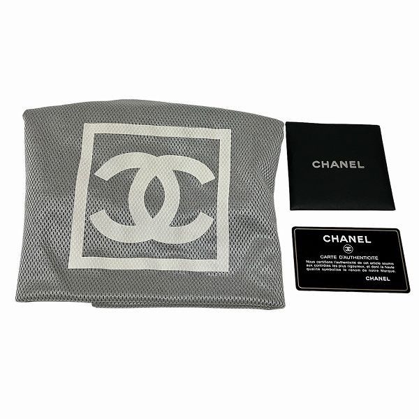 Chanel Chanel Chanel Reversible Nylon Leather Shoulder Bag Canvas Crossbody Bag 11818080 in Good Condition Size ONE SIZE - 7 Thumbnail