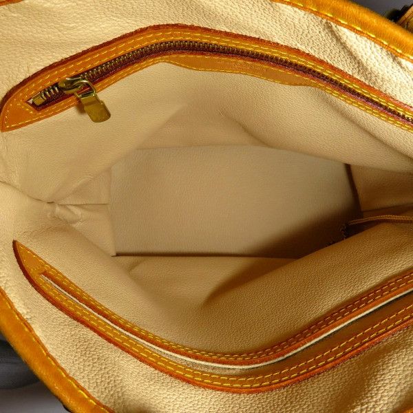 Louis Vuitton Louis Vuitton Louis Vuitton Monogram Petit Bucket Tote Bag Canvas Tote Bag M42238 in Good Condition Size ONE SIZE - 6 Thumbnail