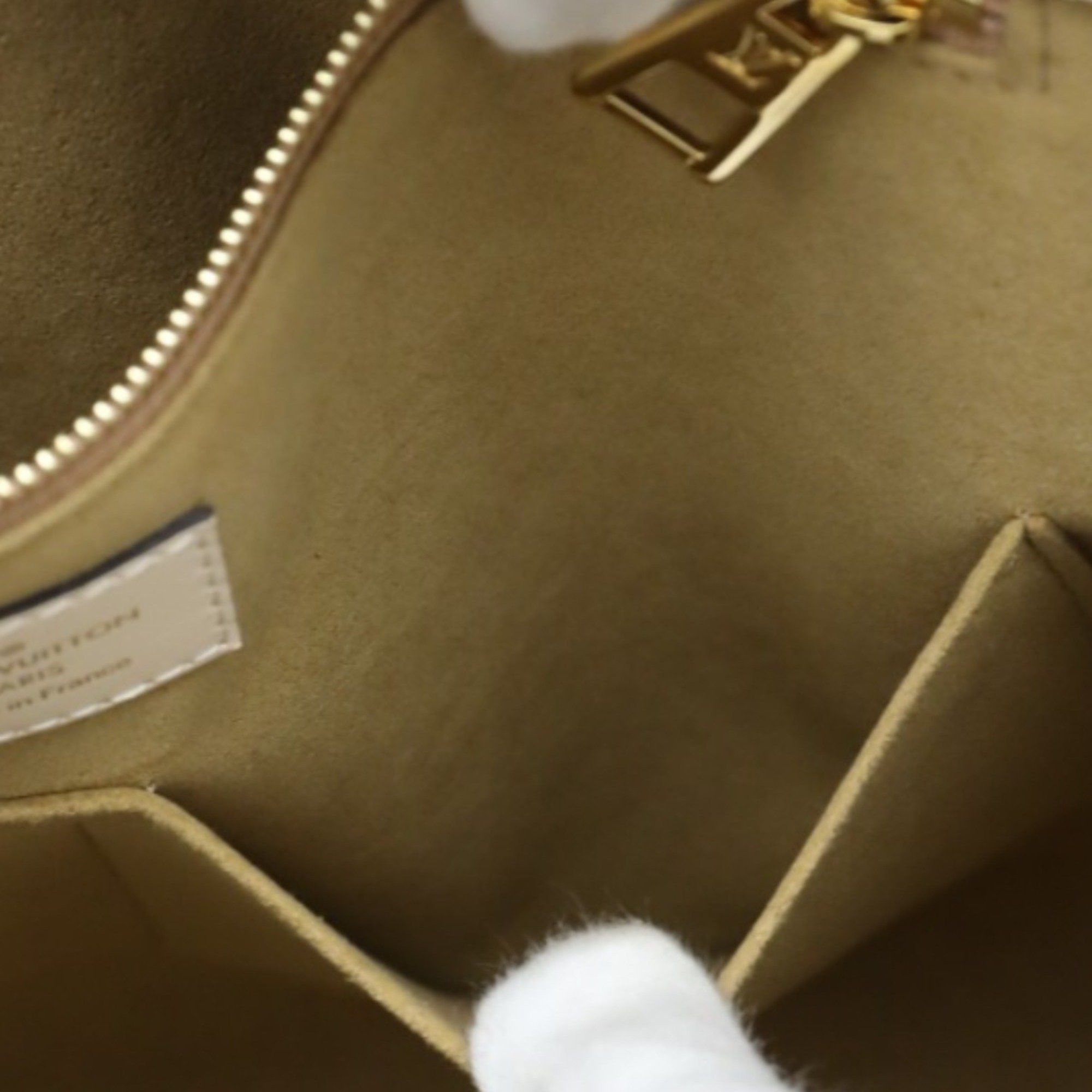 Louis Vuitton Louis Vuitton Tote Bag On the Go GM Monogram Shoulder Empreinte M45081 Beige LV Size ONE SIZE - 15 Thumbnail