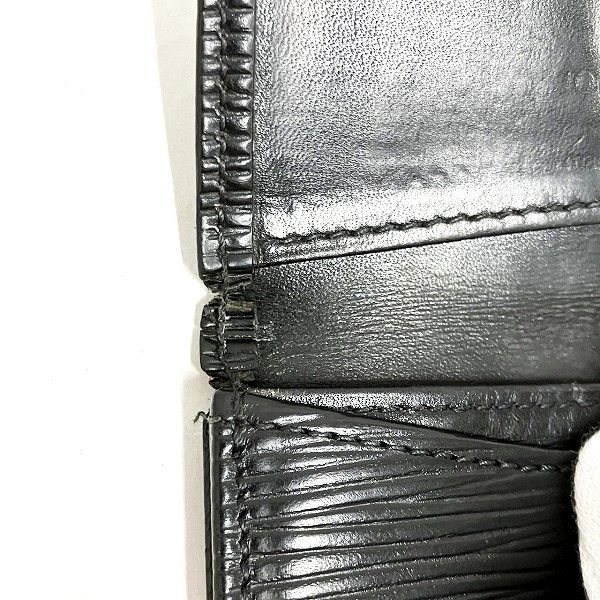 Louis Vuitton Louis Vuitton Louis Vuitton Epi Leather Coin Case M63412 Leather Coin Case M63412 in Fair Condition Size ONE SIZE - 6 Thumbnail