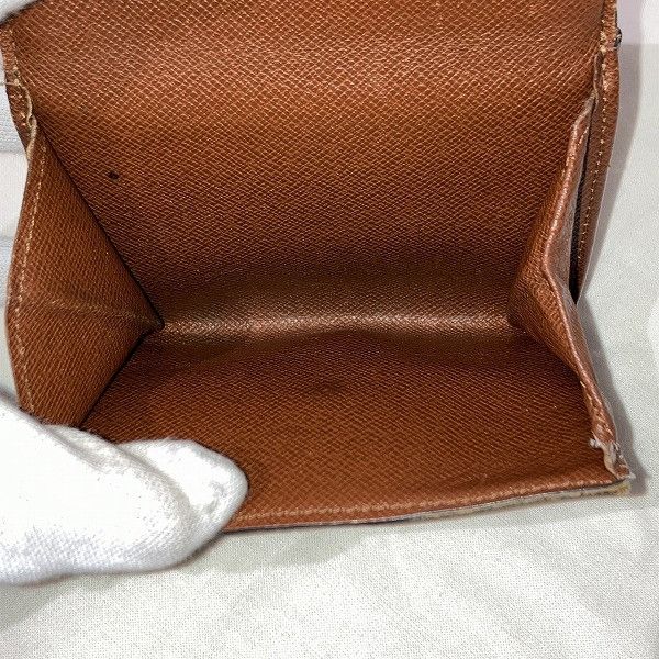 Louis Vuitton Louis Vuitton Louis Vuitton Monogram Wallet M61652 Canvas Short Wallet M61652 in Good Condition Size ONE SIZE - 6 Thumbnail