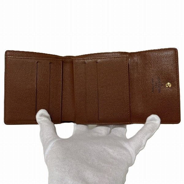 Louis Vuitton Louis Vuitton Louis Vuitton Monogram Wallet M61652 Canvas Short Wallet M61652 in Good Condition Size ONE SIZE - 2 Thumbnail