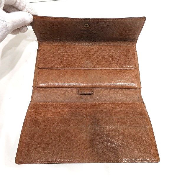 Louis Vuitton Louis Vuitton Louis Vuitton Monogram Wallet M61217 Canvas Long Wallet M61217 in Fair Condition Size ONE SIZE - 2 Thumbnail