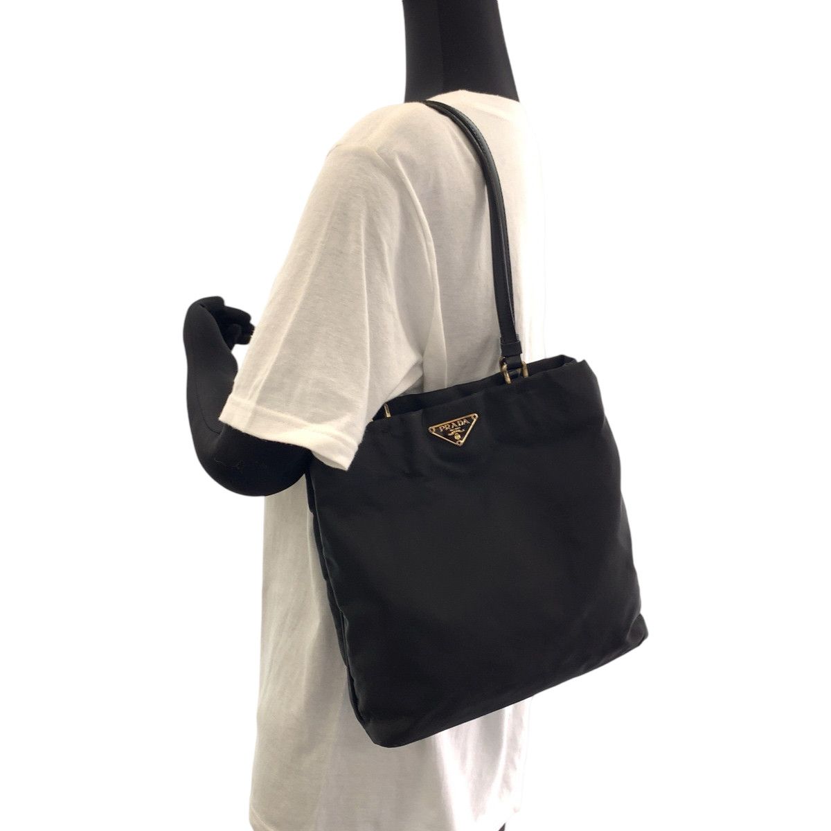 Prada Prada Prada Nylon Tessuto Logo Tote Bag Canvas Tote Bag 408397 in Very Good Condition Size ONE SIZE - 7 Thumbnail