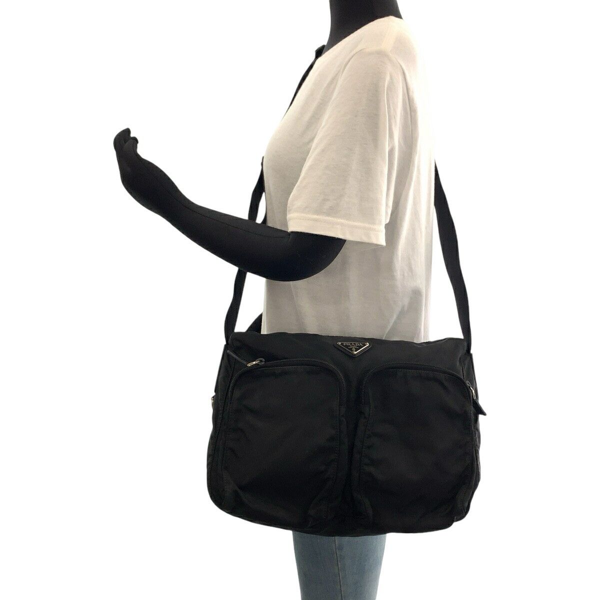 Prada Prada Prada Nylon Tessuto Logo Plate Messenger Bag Canvas Crossbody Bag 408388 in Very Good Condition Size ONE SIZE - 7 Thumbnail