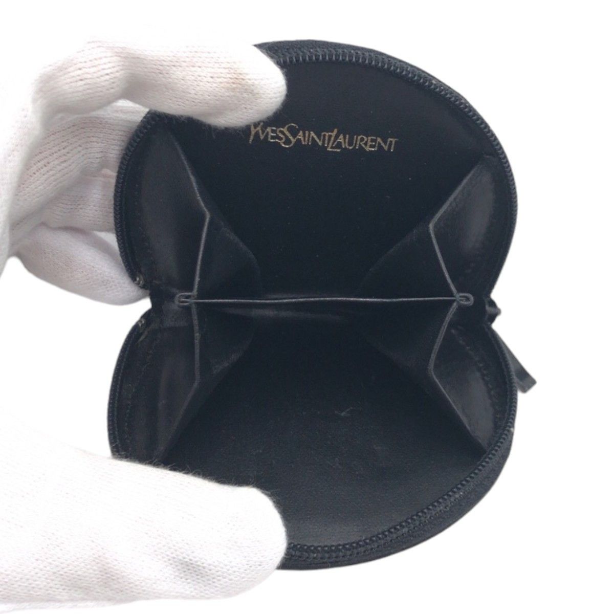 Yves Saint Laurent Yves Saint Laurent Yves Saint Laurent Yellow Leather Coin Case Leather Coin Case in Very Good Condition Size ONE SIZE - 7 Thumbnail