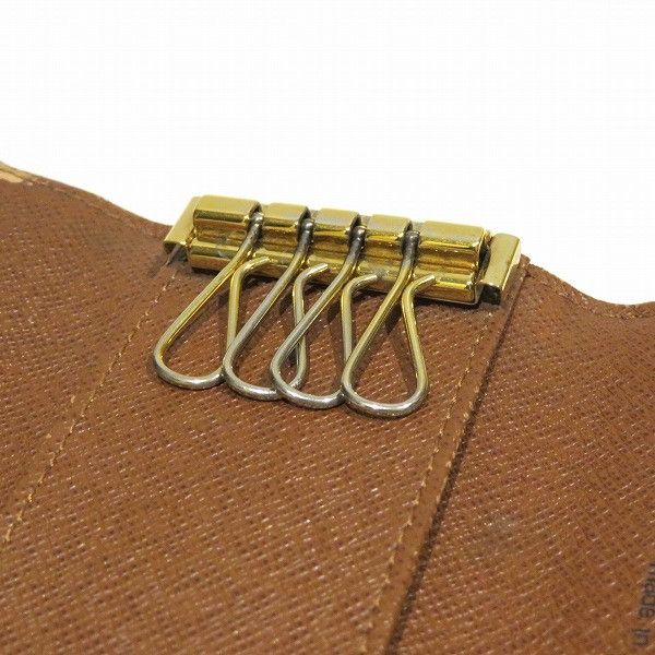 Louis Vuitton Louis Vuitton Louis Vuitton Monogram Key Case M69517 Canvas Key Holder M69517 in Good Condition Size ONE SIZE - 5 Thumbnail