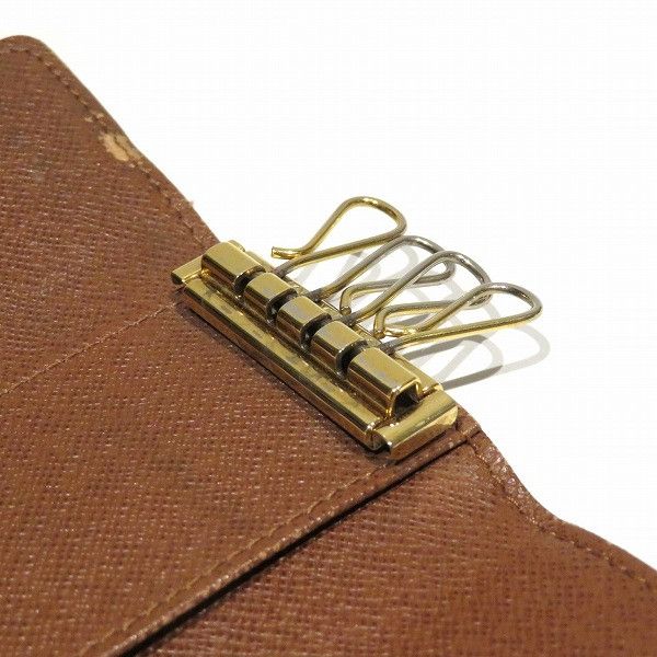 Louis Vuitton Louis Vuitton Louis Vuitton Monogram Key Case M69517 Canvas Key Holder M69517 in Good Condition Size ONE SIZE - 7 Thumbnail