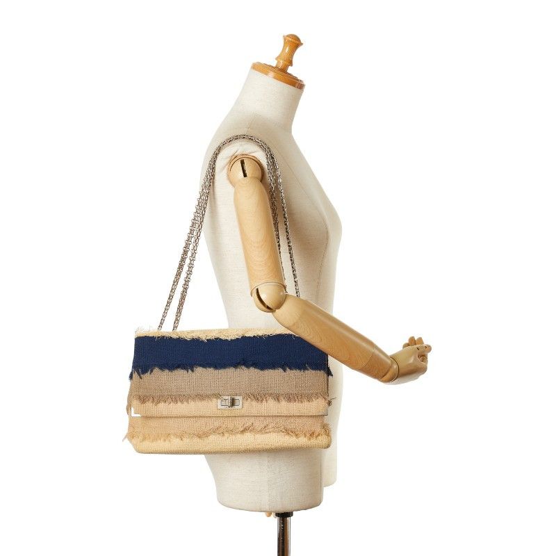 Chanel Chanel Chanel Beige Navy Linen Chain Shoulder Bag Natural Material Shoulder Bag in Very Good Condition Size ONE SIZE - 11 Thumbnail