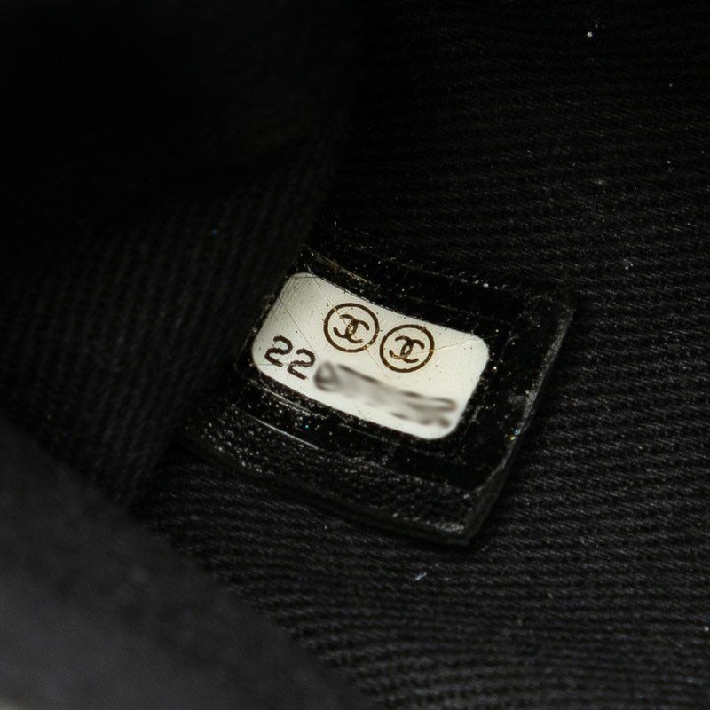 Chanel Chanel Chanel Caviar Skin Matelasse Waist Bag Leather Belt Bag in Very Good Condition Size ONE SIZE - 7 Thumbnail