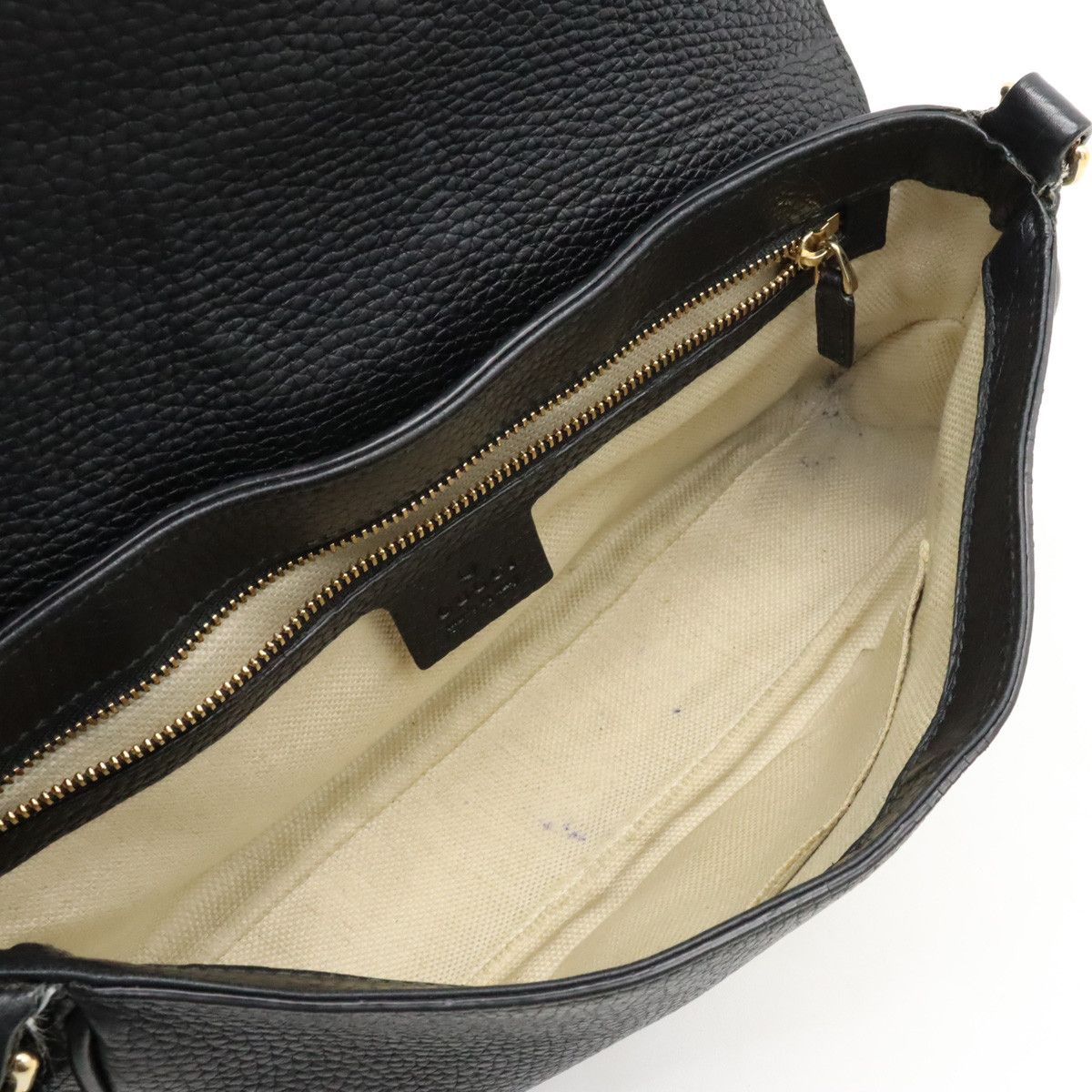 Gucci Gucci Gucci Soho Leather Shoulder Bag Black Leather Shoulder Bag 536224 in Good Condition Size ONE SIZE - 5 Thumbnail