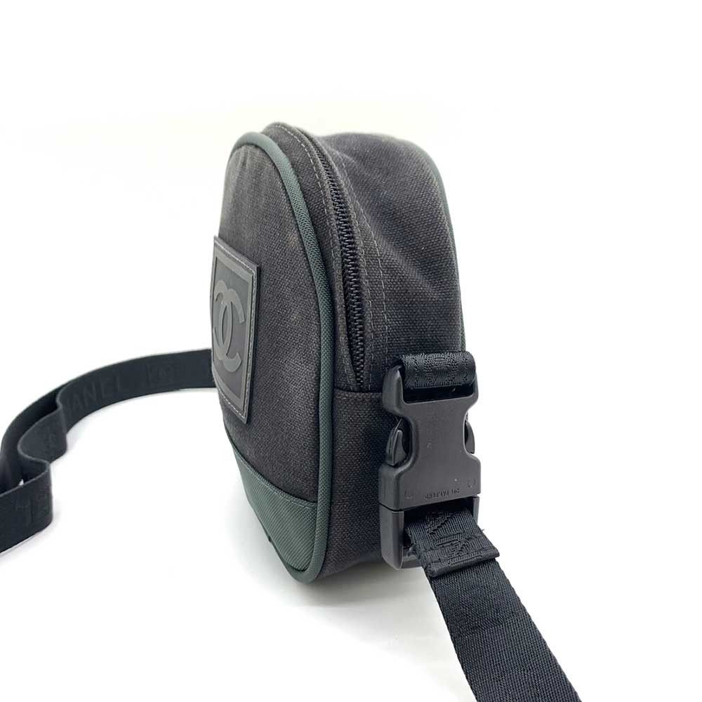 Chanel Chanel Chanel Canvas Nylon Mini Shoulder Bag Canvas Crossbody Bag A23300 in Very Good Condition Size ONE SIZE - 3 Thumbnail