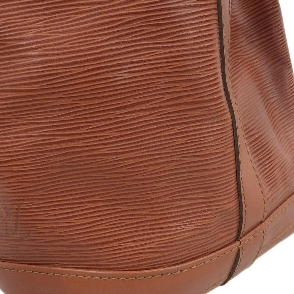 Louis Vuitton Louis Vuitton Louis Vuitton Epi Noe Shoulder Bag M44003 Leather Shoulder Bag M44003 in Very Good Condition Size ONE SIZE - 5 Thumbnail