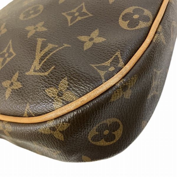 Louis Vuitton Louis Vuitton Louis Vuitton Odeon PM Monogram Shoulder Bag M56390 Canvas Shoulder Bag M56390 in Good Condition Size ONE SIZE - 4 Thumbnail