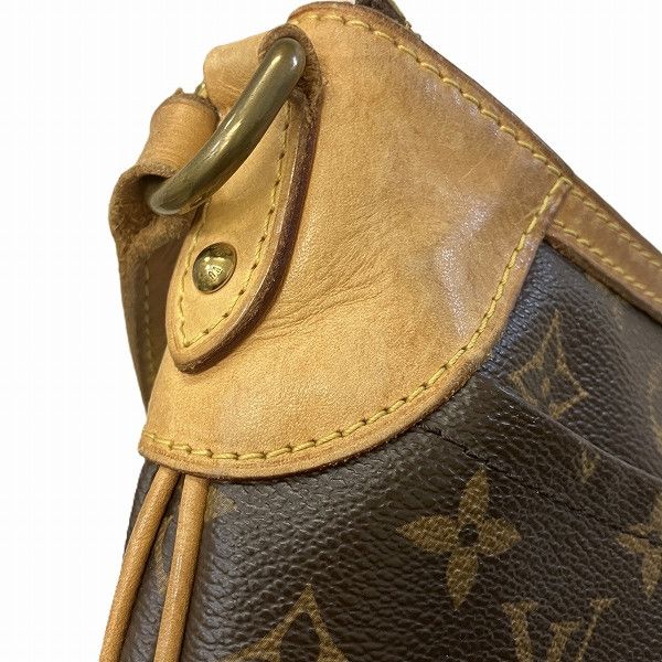 Louis Vuitton Louis Vuitton Louis Vuitton Odeon PM Monogram Shoulder Bag M56390 Canvas Shoulder Bag M56390 in Good Condition Size ONE SIZE - 9 Thumbnail
