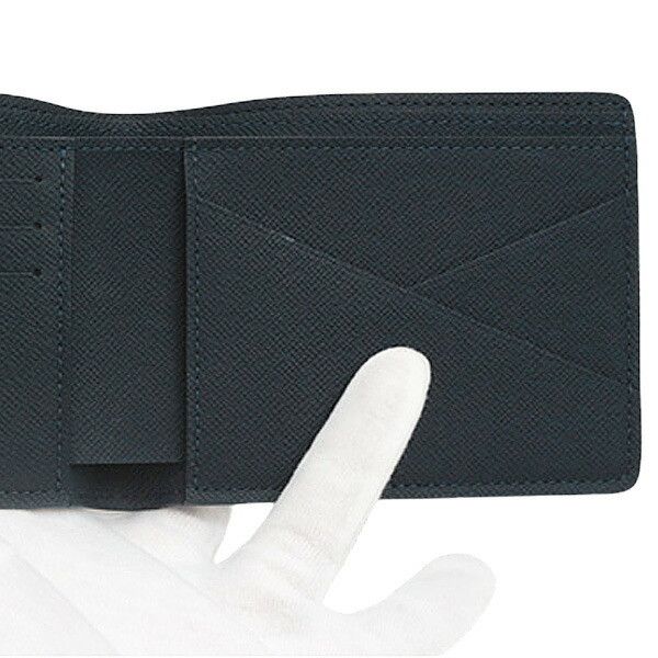 Louis Vuitton Louis Vuitton Louis Vuitton Taiga Wallet M30530 Canvas Short Wallet M30530 in Great Condition Size ONE SIZE - 4 Thumbnail