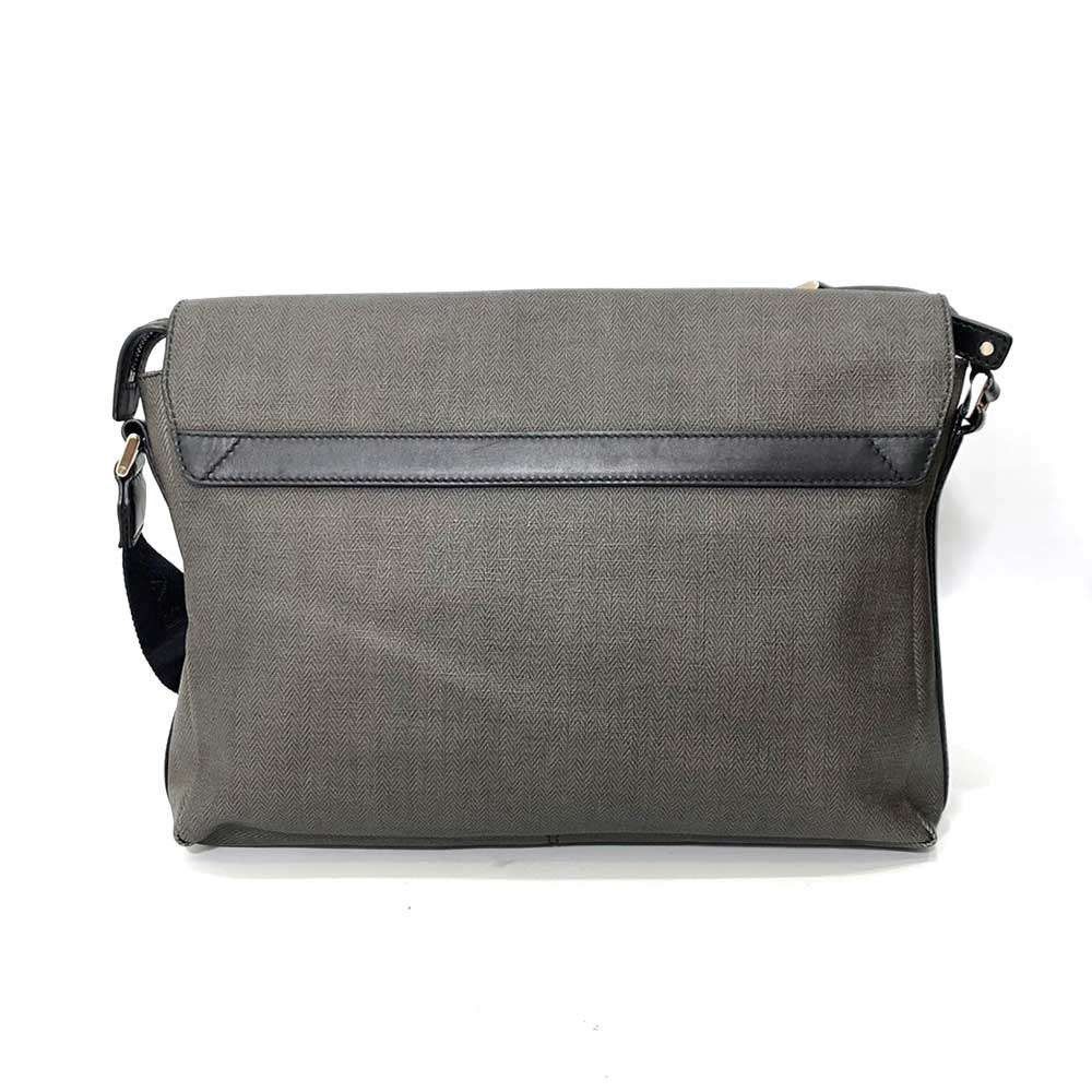 Bvlgari Bvlgari Bvlgari Weekend PVC Leather Shoulder Bag Canvas Crossbody Bag 32455 Size ONE SIZE - 2 Thumbnail