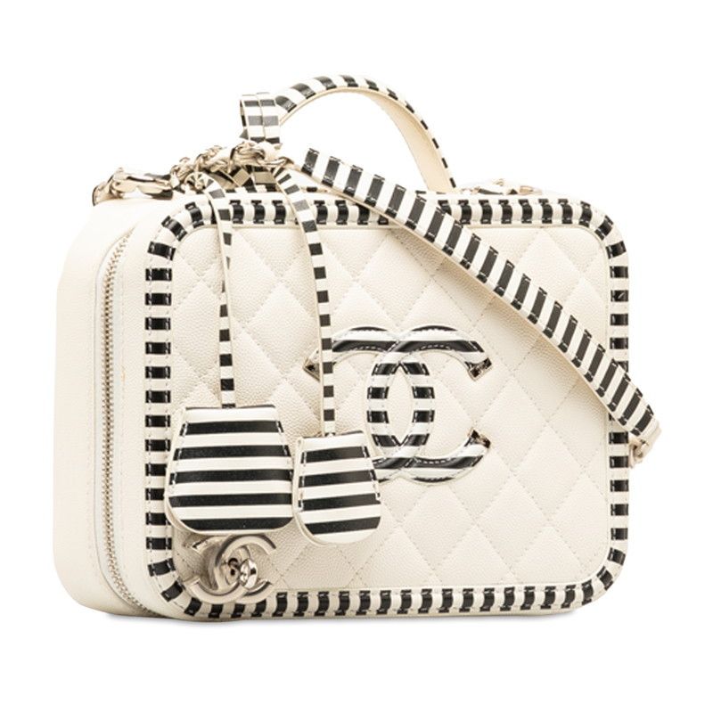 Chanel Chanel Chanel Canvas CC Filigree Chain Shoulder Bag Canvas Shoulder Bag 27 in Great Condition Size ONE SIZE - 2 Thumbnail