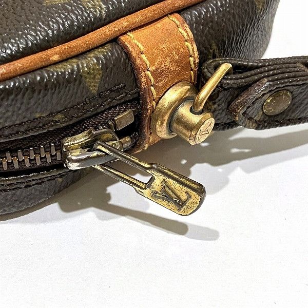 Louis Vuitton Louis Vuitton Louis Vuitton Monogram Marly Dragonne PM Clutch Canvas Clutch Bag M51827 in Good Condition Size ONE SIZE - 8 Thumbnail