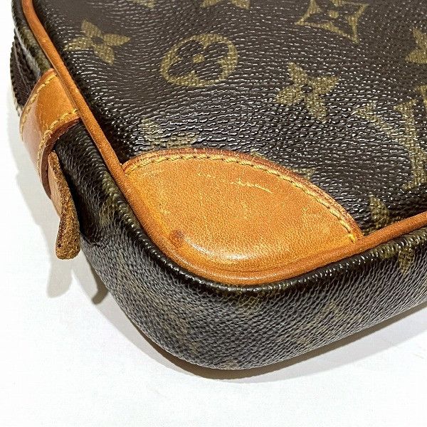 Louis Vuitton Louis Vuitton Louis Vuitton Monogram Marly Dragonne PM Clutch Canvas Clutch Bag M51827 in Good Condition Size ONE SIZE - 7 Thumbnail