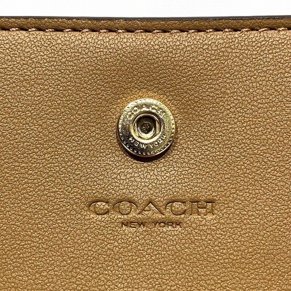 Coach Coach Coach Leather Snap Wallet C2862 Leather Short Wallet C2862 in Great Condition Size ONE SIZE - 4 Thumbnail